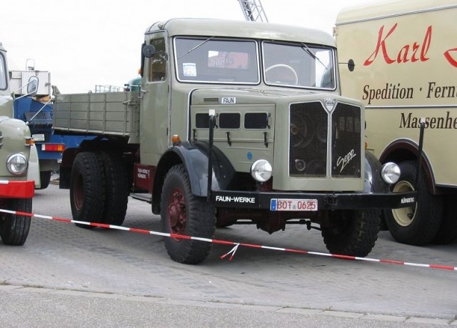 Игра на ЯПе: Угадай АВТО-6
