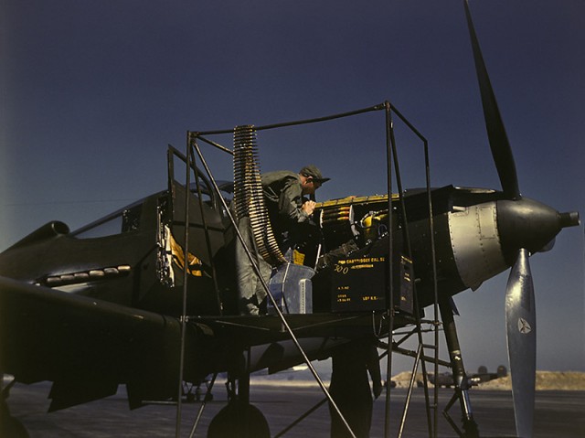 Р-39 Аэрокбра. Американская любимица сталинских соколов. История создания и основные модификации.