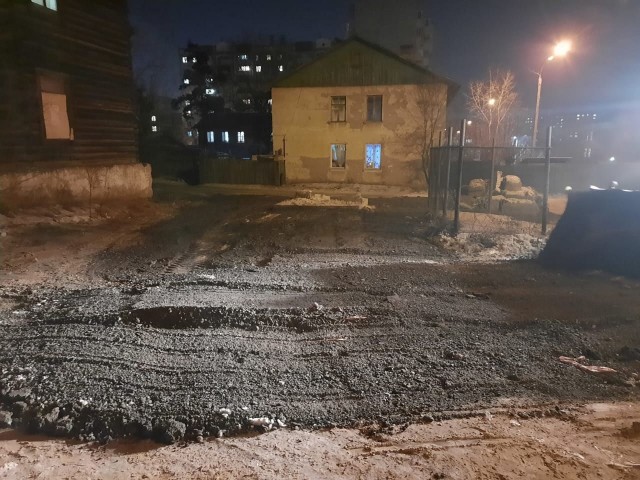 Уличные сортиры и бараки показали в Чите российскому замминистра