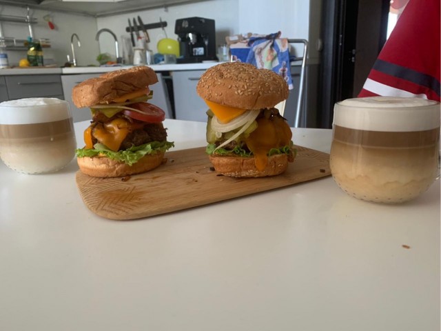 "Вкусно и дочка"