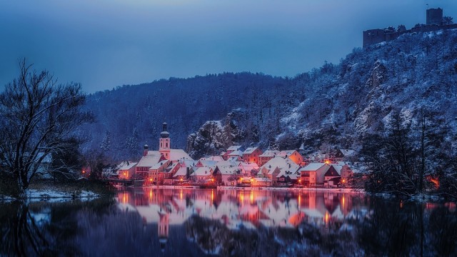 Зимний вечер в Швейцарии