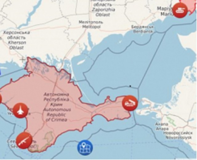 Корабль ВМС Украины движется в сторону Керченского пролива