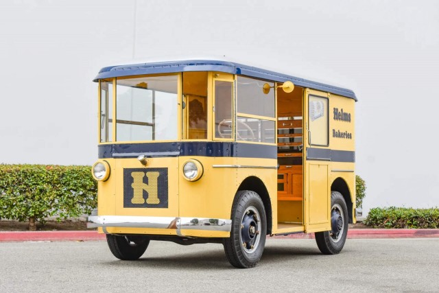 1931 Twin Coach Delivery Truck. Автопятница №157.
