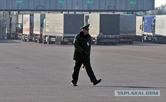 Белоруссия восстановила таможенный контроль