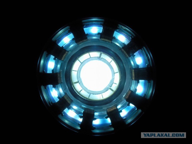 Самопальный NAS 58 TB. 2 года, полет нормальный.