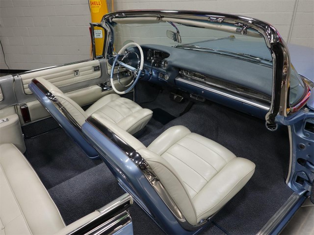 'CadMad' 1959 Cadillac Eldorado Brougham. Своеобразных автофото пост.
