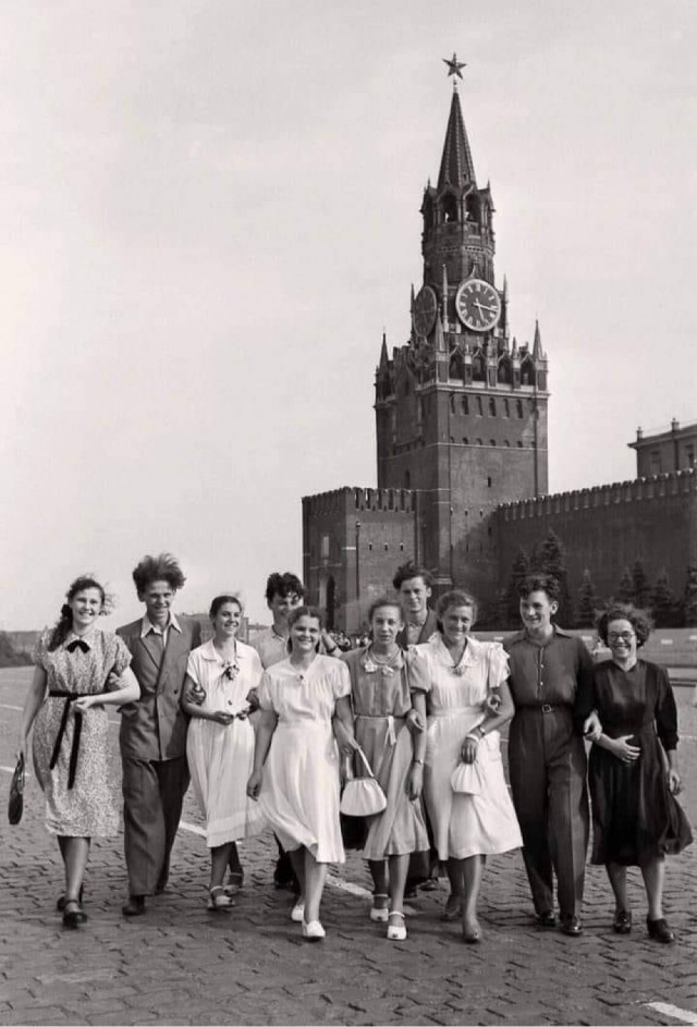 Москва и москвичи. Двадцатый век. 03.03.2025