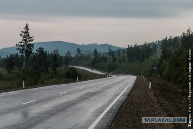 Есть ли дороги в России? Проехал до Магадана на машине и посмотрел