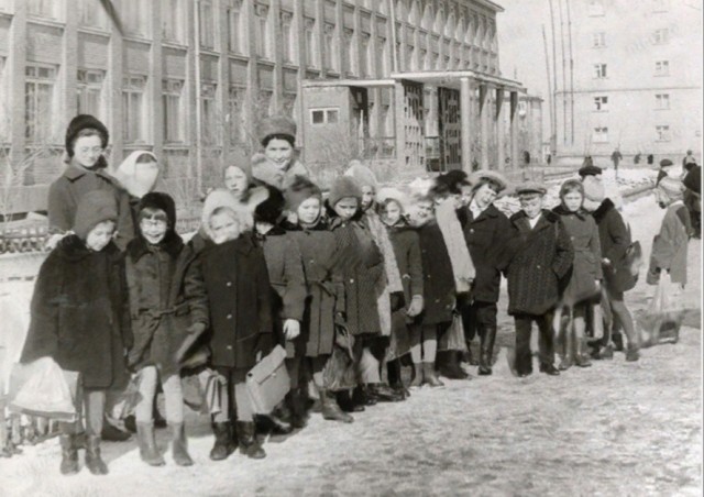 Советские люди в 1960-х годах. Часть третья