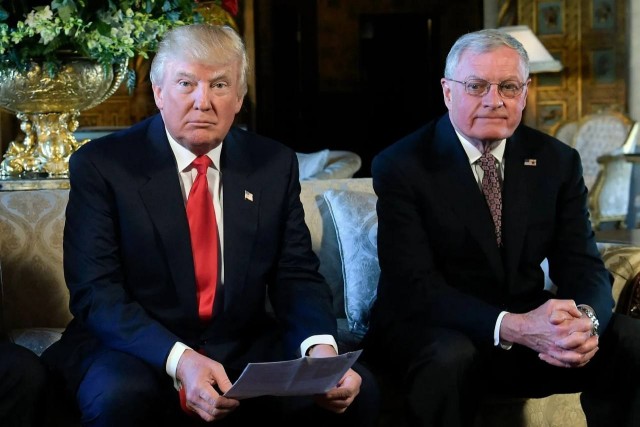 NYT: Трамп назвал спецпосланника Келлога идиотом после слов о Зеленском