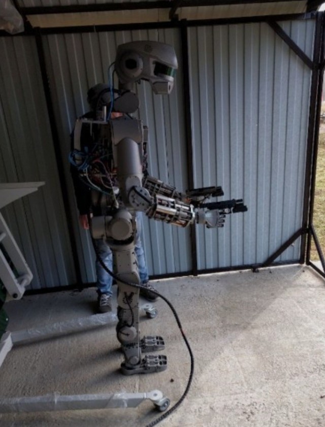 Новые роботы от Boston Dynamics