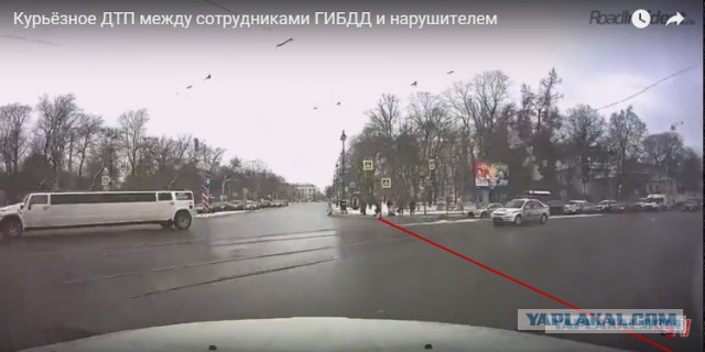Курьёзное ДТП между сотрудниками ГИБДД и нарушителем