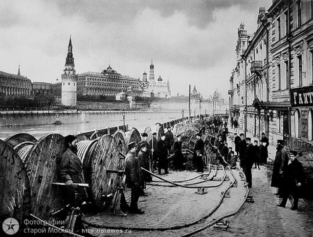 "Косяк" от Netflix - в новом сериале "The last Czars" у них в 1905 году уже Мавзолей стоит на Красной площади!