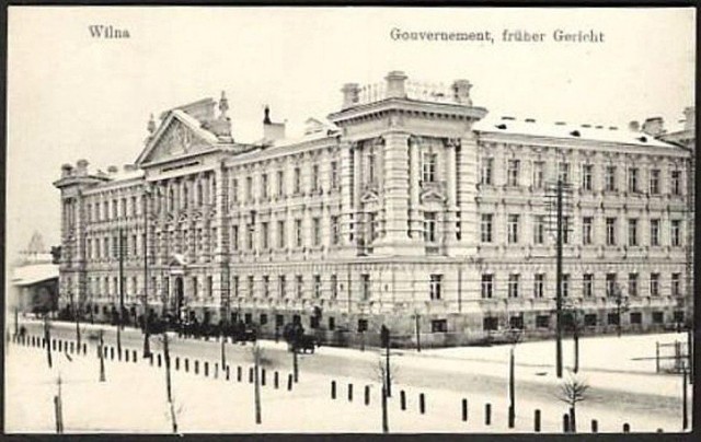 А у вас в доме есть бомбоубежище?