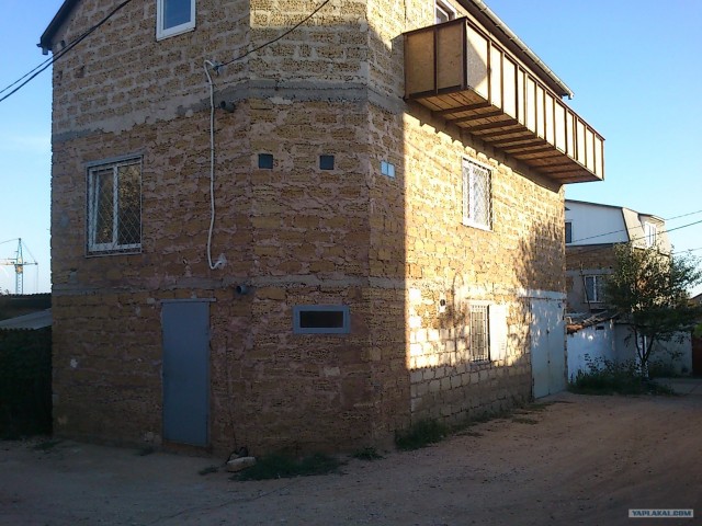 Отдохнули мы в Крыму....в гараже.