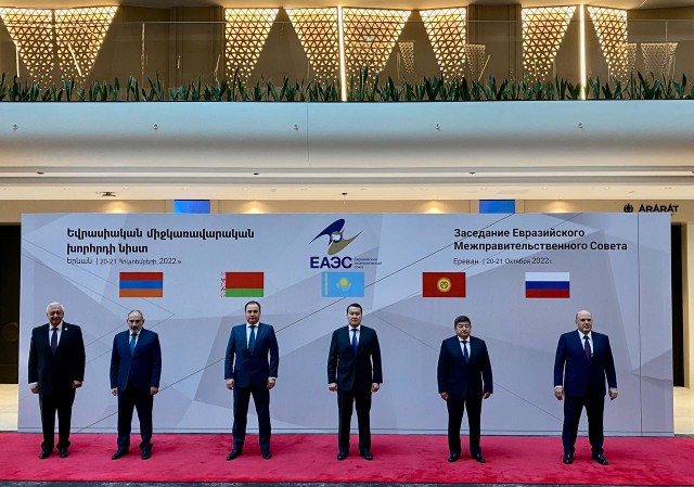 Пандемия съехавших крыш - разновидности болезни. Россия и мир. Часть 44.