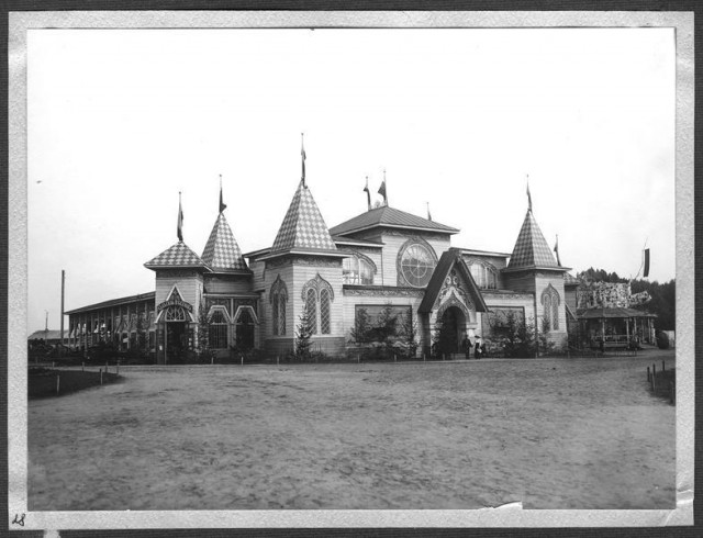Сибирские казаки на службе и дома. Альбом 1911 года
