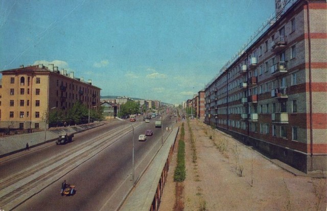 Фотохроника "загнивающего совка". Часть 11. Советские автомобили