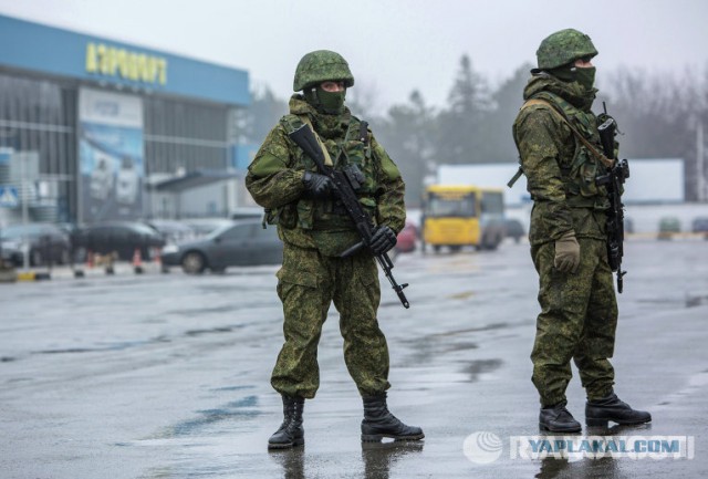 В Крыму захвачены Совмин и Верховная рада, официальных заявлений еще не было