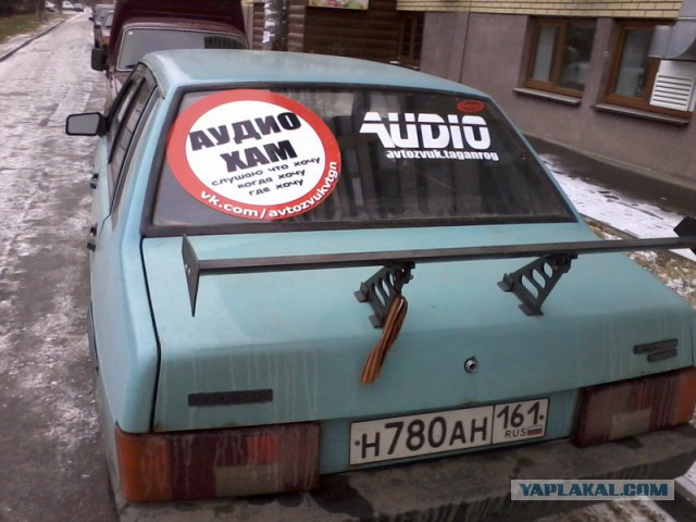 Надписи на авто.
