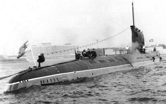 Полное погружение. К 110-летию подводного флота России