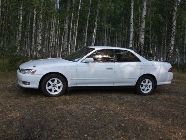 Капсула времени, которую распилили: Toyota Mark II 1994 года с пробегом 5764 км