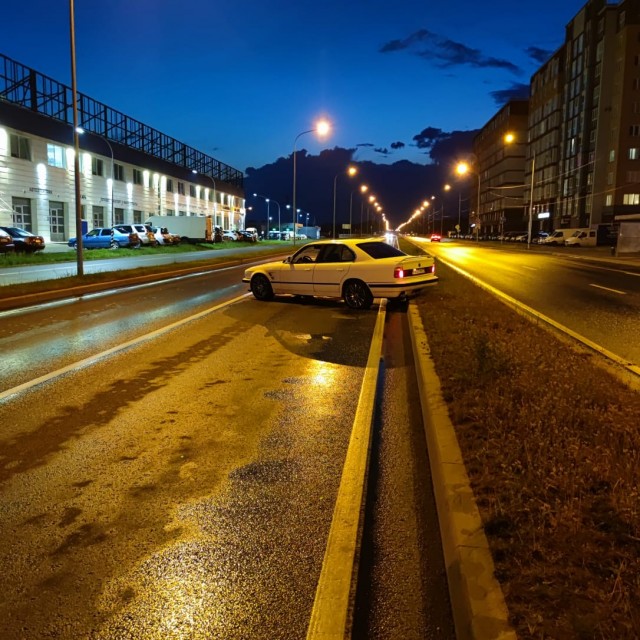 Жесткая авария, которая произошла в городе Днепр (Украина) этой ночью