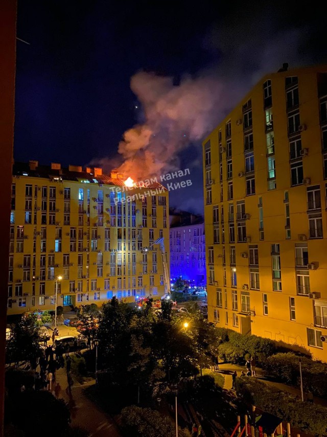 ТАСС: в Киеве прозвучало более десяти взрывов, работает ПВО.