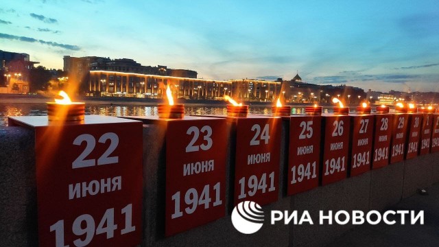 Победная поступь идиотизма по планете – том 17