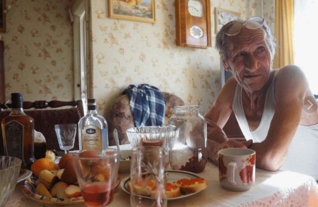Удивляюсь на алкоголиков 50+