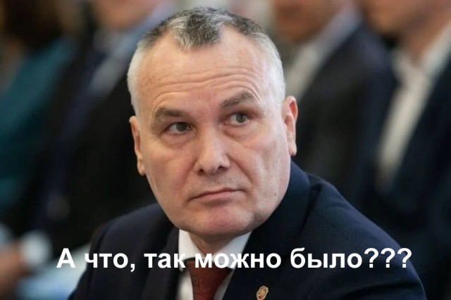 На втором по величине пресноводном озере Китая Дунтин прорвало дамбу