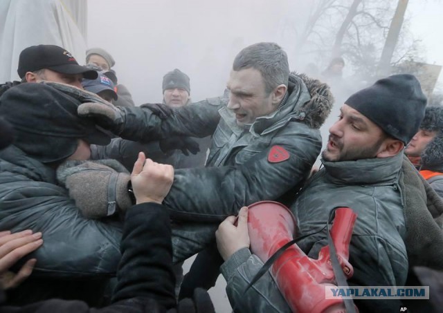 Штурм посольства России в Киеве