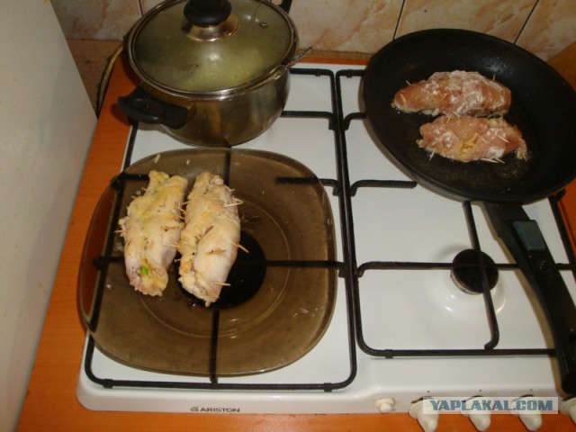 куриные монстры с пюре и сыром...