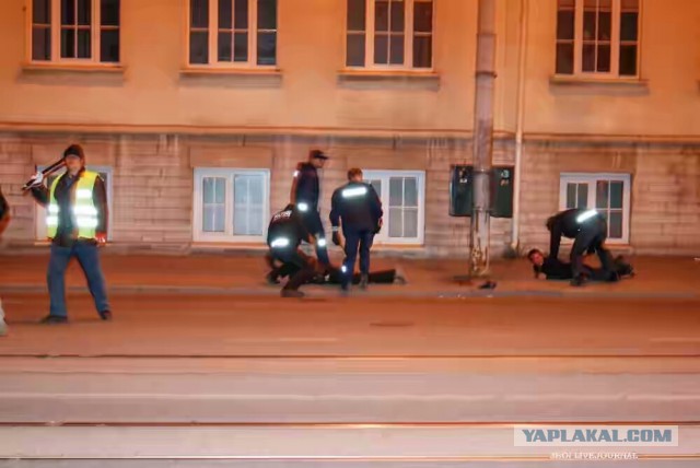 Свидетель протестов против переноса памятника советским воинам вспоминает те дни