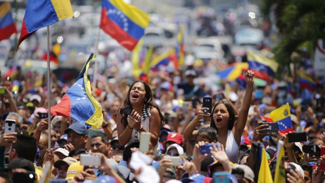 Попытка военного переворота в Венесуэле