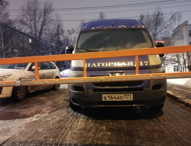 Фабрика Кривых Зеркал и пажи Пыжова (Переговоры с террористами)