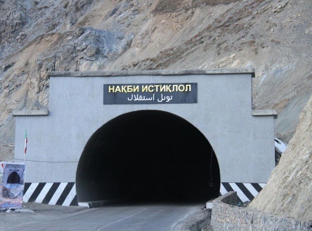 Демократия в опасности!