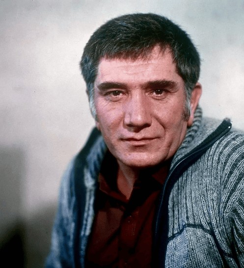 «Я не боюсь смерти». Армен Джигарханян о родине, о «любви с Чурсиной» и сломанных актерских судьбах