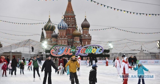 Двух жительниц Ростова-на-Дону задержали за танец на фоне церкви