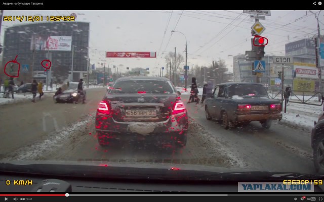 Пропускать пешеходов? Нет, я не знала...
