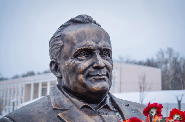 В Королеве открыли памятник Ю.А.Гагарину и С.П.Королеву