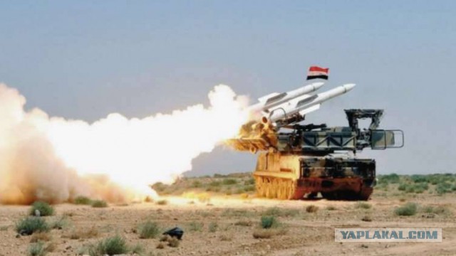 США атаковали крылатыми ракетами аэродром правительственных сил в Сирии