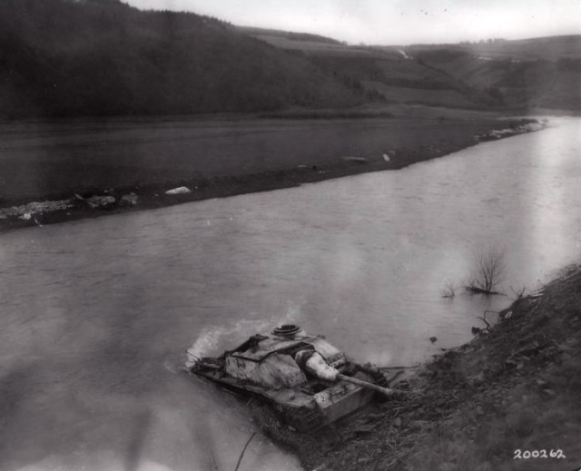 Фишхаузен, 16 апреля 1945 года, из воспоминаний Вильгема Липпиха.