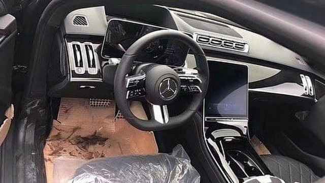 Новый Mercedes-Benz S-Class оказался зрелищем не для слабонервных