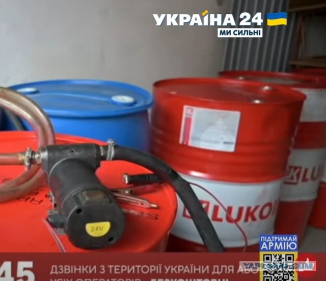 Боевой танк Т-72Б3 ведёт огонь по объектам ВСУ в ходе боёв за Волноваху.