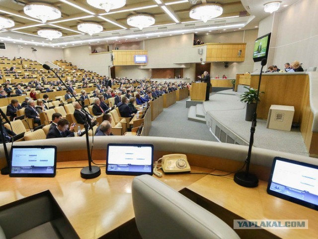 В России хотят разрешить браки с погибшими в зоне СВО