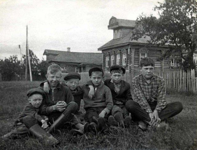 Советские люди в 1960-х годах. Часть третья