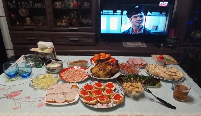 Какой стол, такой и стул!