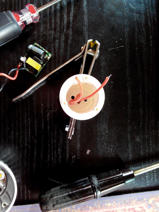 Ремонт светодиодной LED лампы