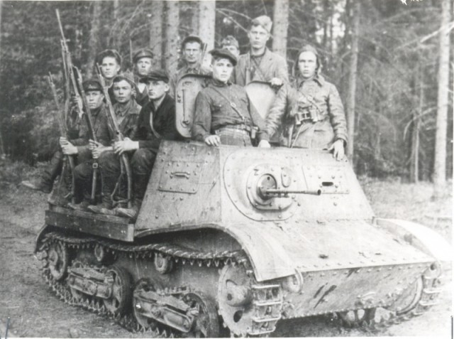 История в фотографиях